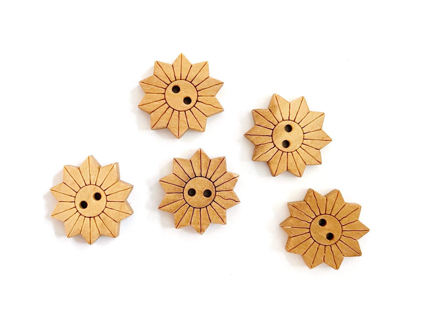 Fancy Wooden buttons - pack of 6 - DWB04
