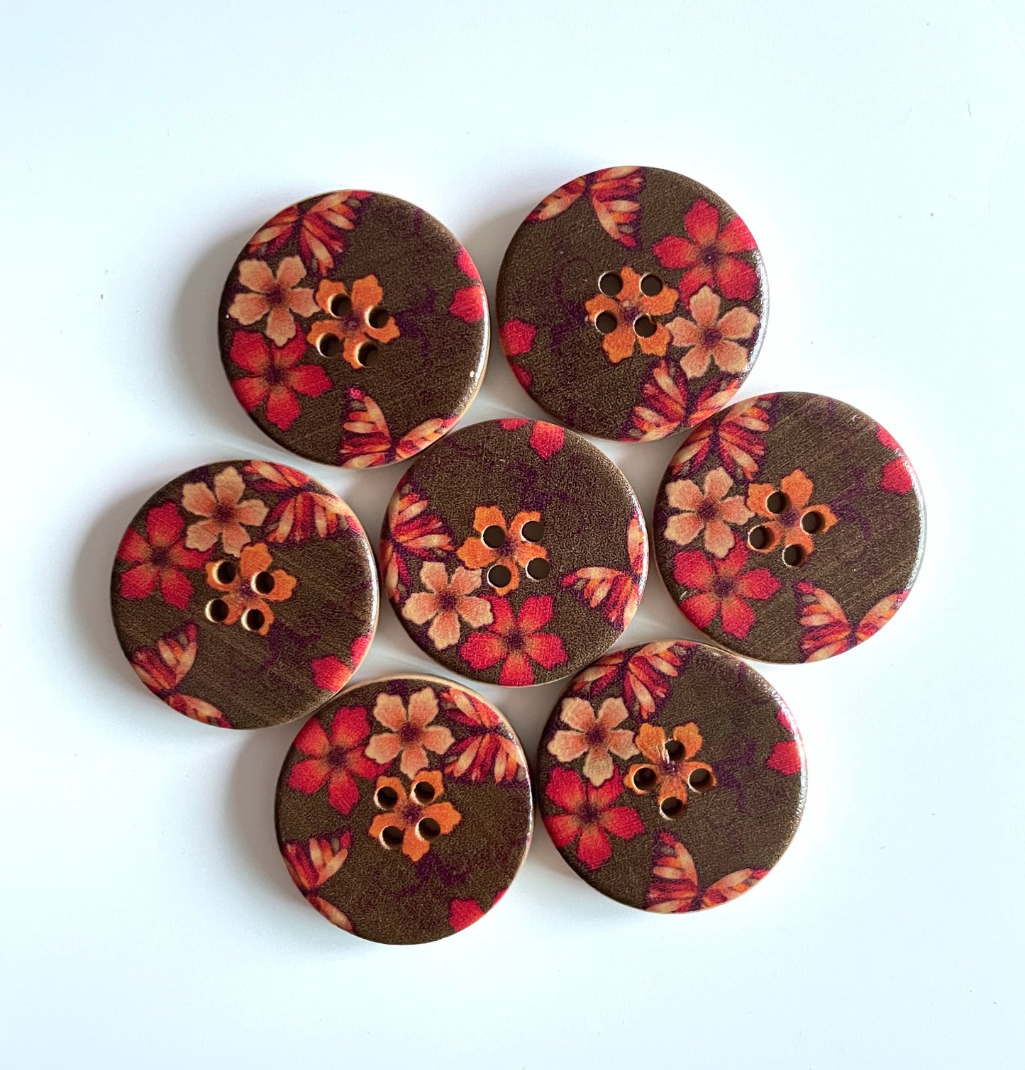 Vintage buttons - pack of 6 - LWB007