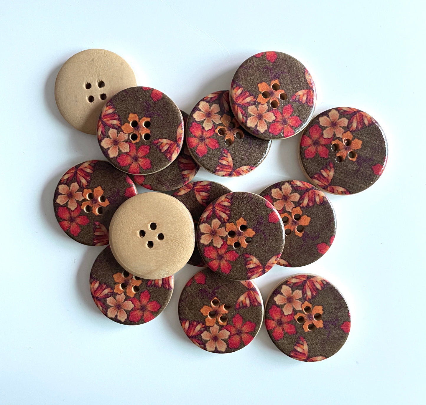 Vintage buttons - pack of 6 - LWB007