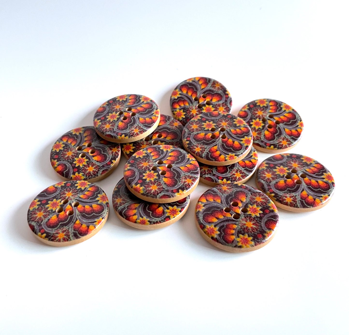 Vintage buttons - pack of 6 - LWB013