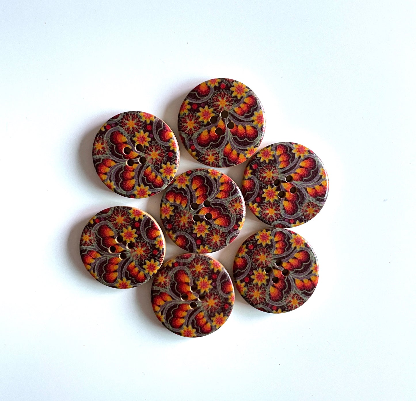 Vintage buttons - pack of 6 - LWB013