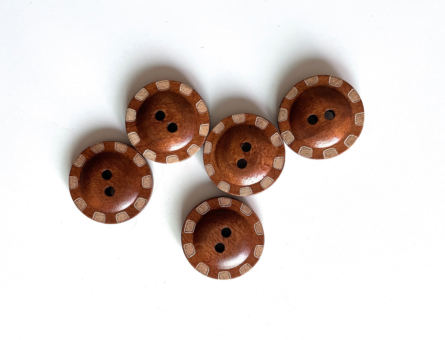 Wooden Buttons - pack of 6 - WB004