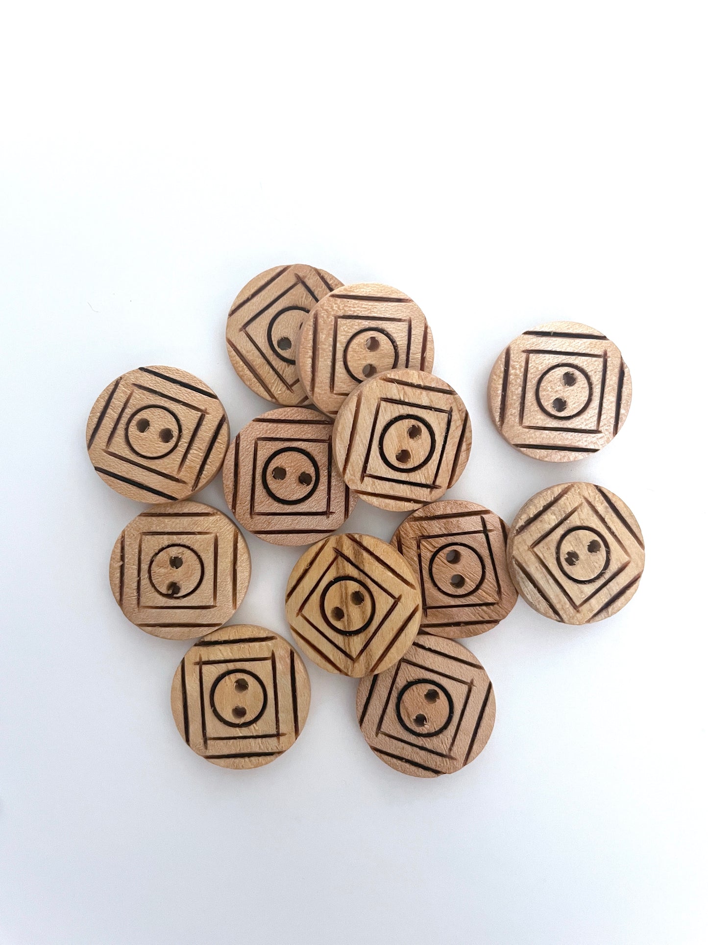 Wooden Buttons - Pack of 6 - WB096